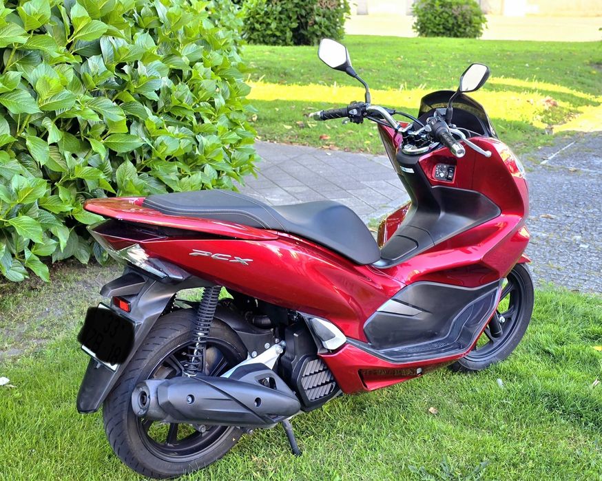 Honda pcx 125 vermelha
