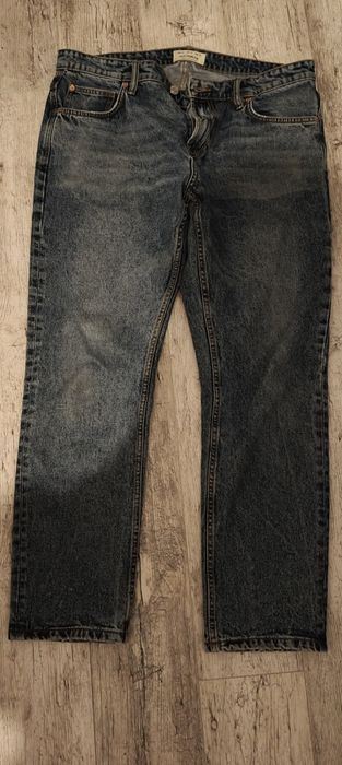 Spodnie męskie firmy Pull and Bear