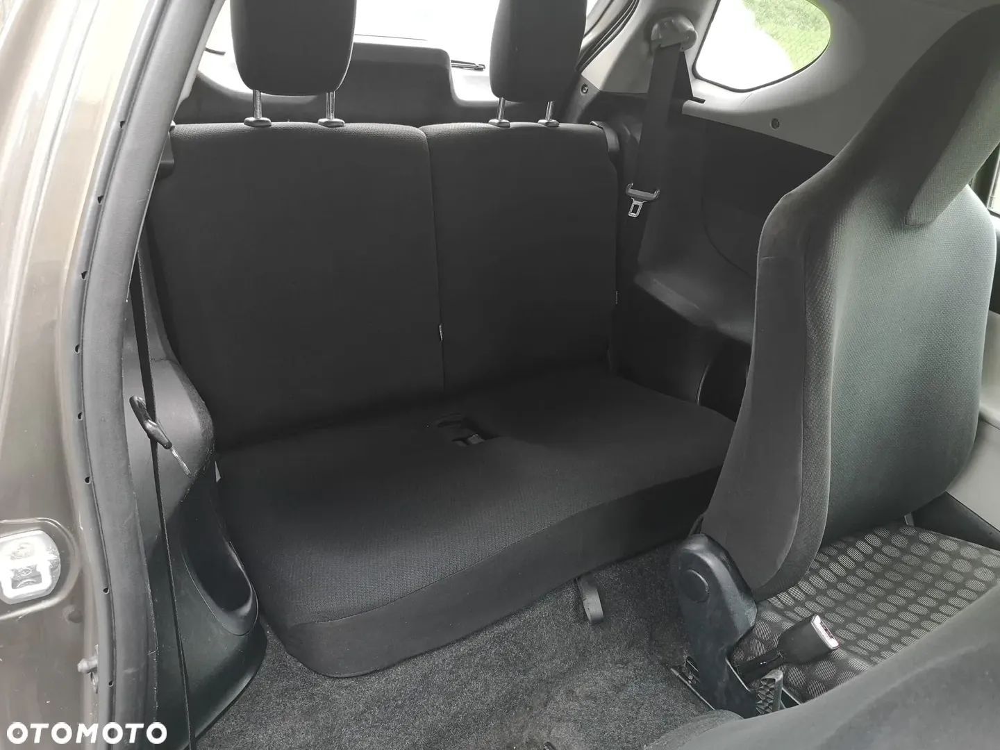 Toyota iQ OKAZJA Toyota IQ 1,0 VTI 2011R KLIMA 4osobowy 137000km