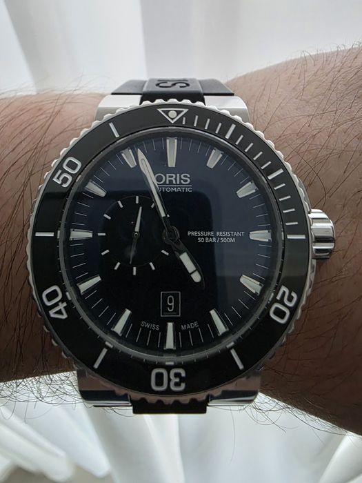 ORIS. 46mm.500m.