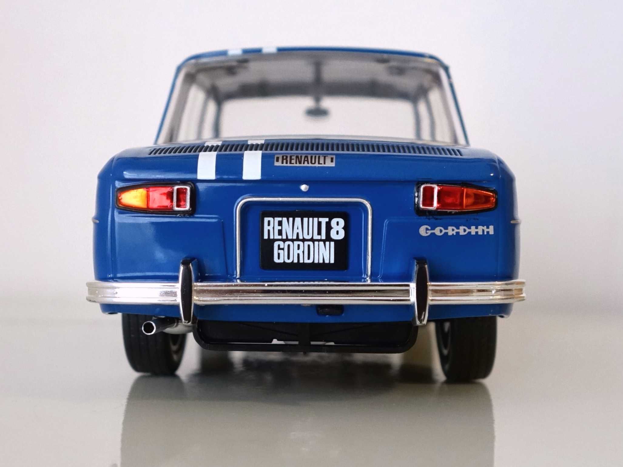 Miniatura de coleção Renault 8 Gordini, escala 1:18 - Solido