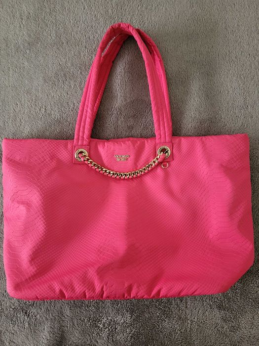 Pink Victoria's Secret bag