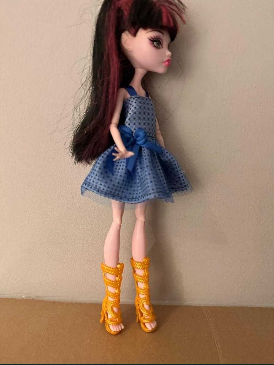 Buty dla lalki Monster High