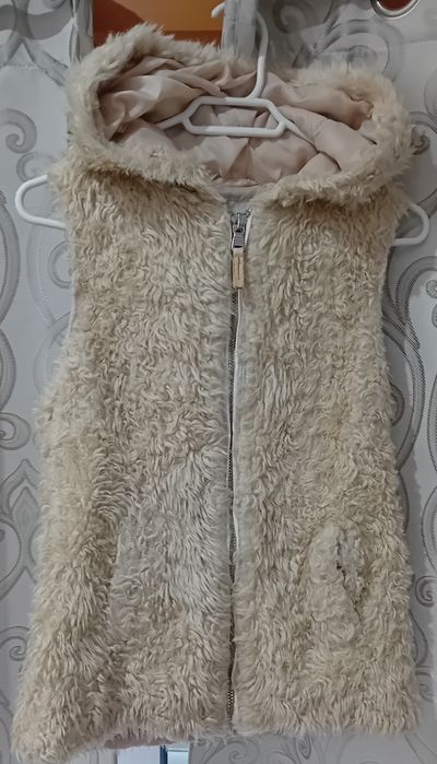 Vendo varios vestidos de menina.12.13 14.anos