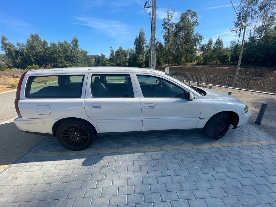 Volvo V70 2.4 D5