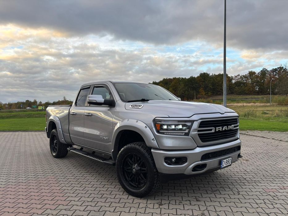 Ram1500 BIGHORN 4x4