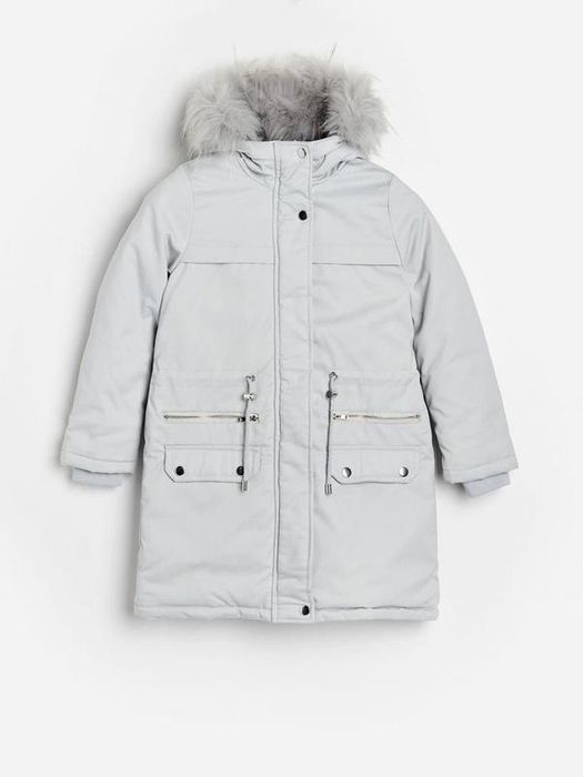 Зимняя парка с эко опушкой на капюшоне Reserved Girl.
