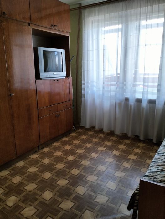 Сдам 1 комн Ген Петрова 5000