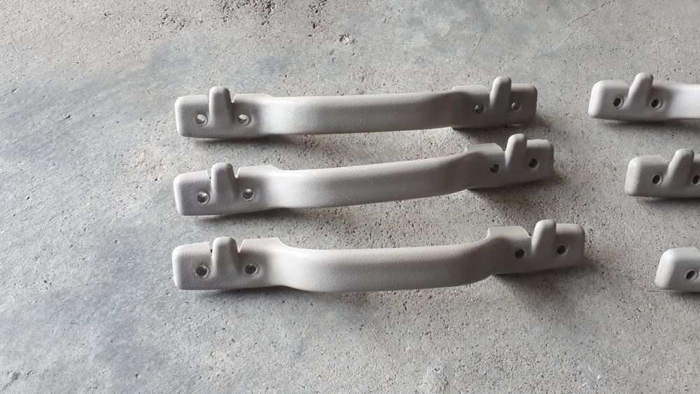 Pegas de tejadilho originais do Opel Corsa-A