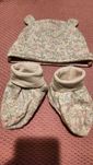 Czapeczka i buciki kapcie zestaw 6-12 m 38/40 cm czapka i niechodki