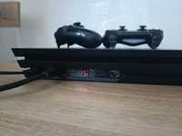 Playstation 4 Pro, 2 джойстика, +ігри