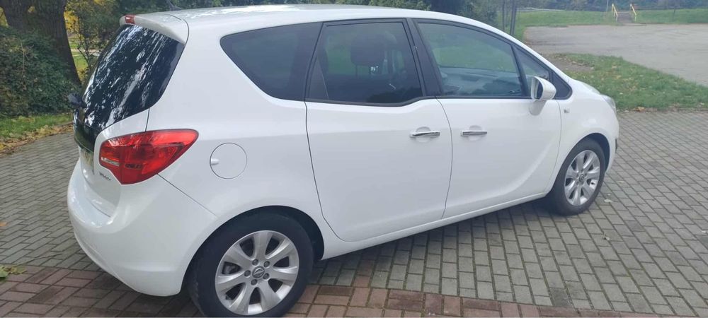Opel Meriva 2013 rok 1,4 Benzyna