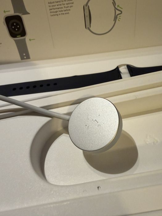 Apple watch 8 45mm zestaw z nowym paskiem
