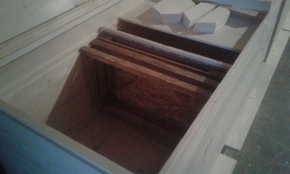 Виготовляємо вулик-лежак