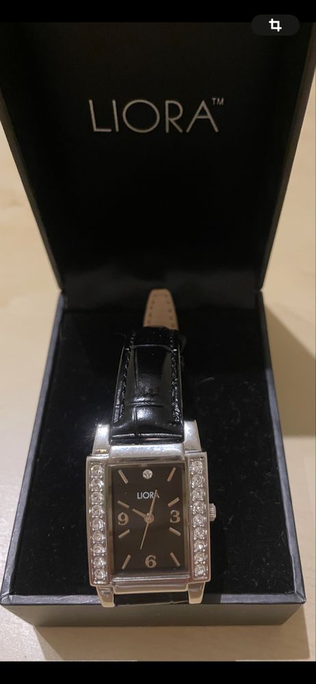 Zegarek LIORA z kamieniami Swarovski