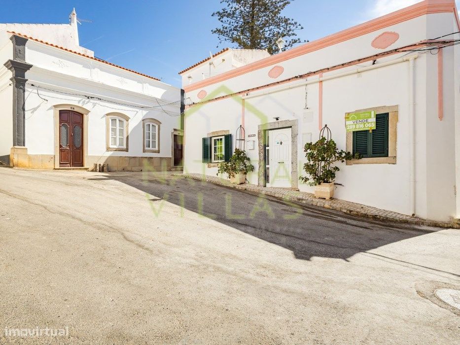 Moradia T4 e Terraço com Vista Mar, Estoi