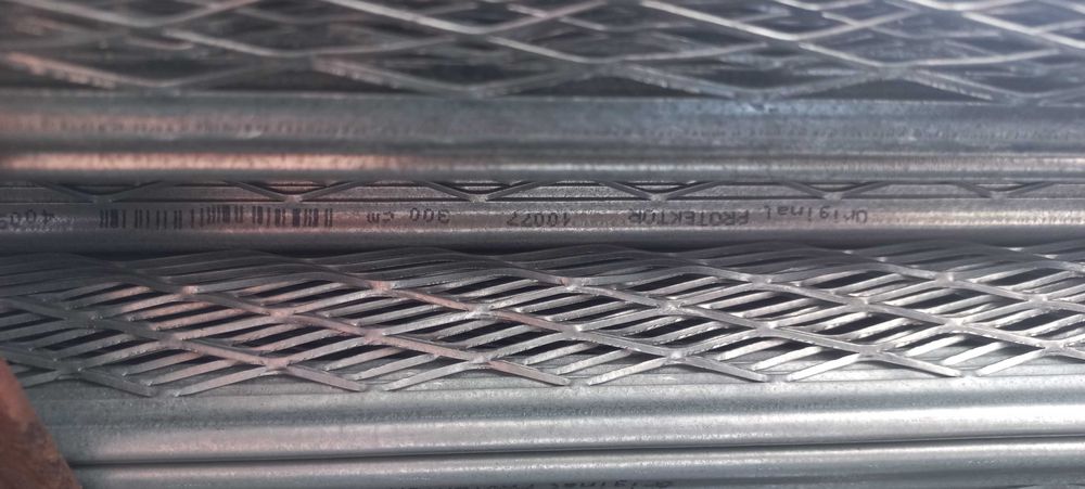 Narożnik do mokrych tynków Protektor 3mb