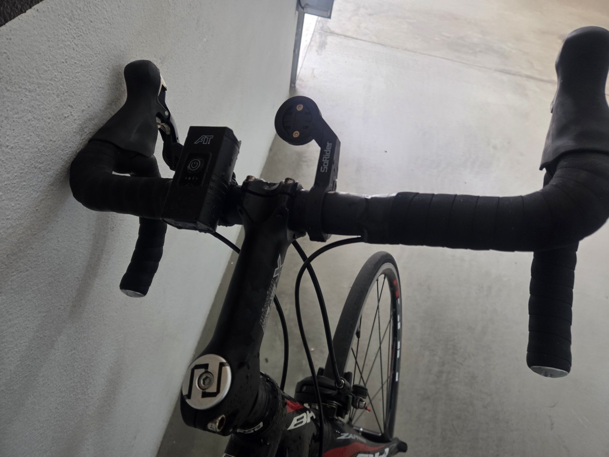 Bicicleta de estrada BH Zaphire como nova