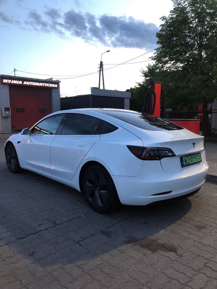 Tesla Model 3 Białe wnętrze Okazyjna Cena!