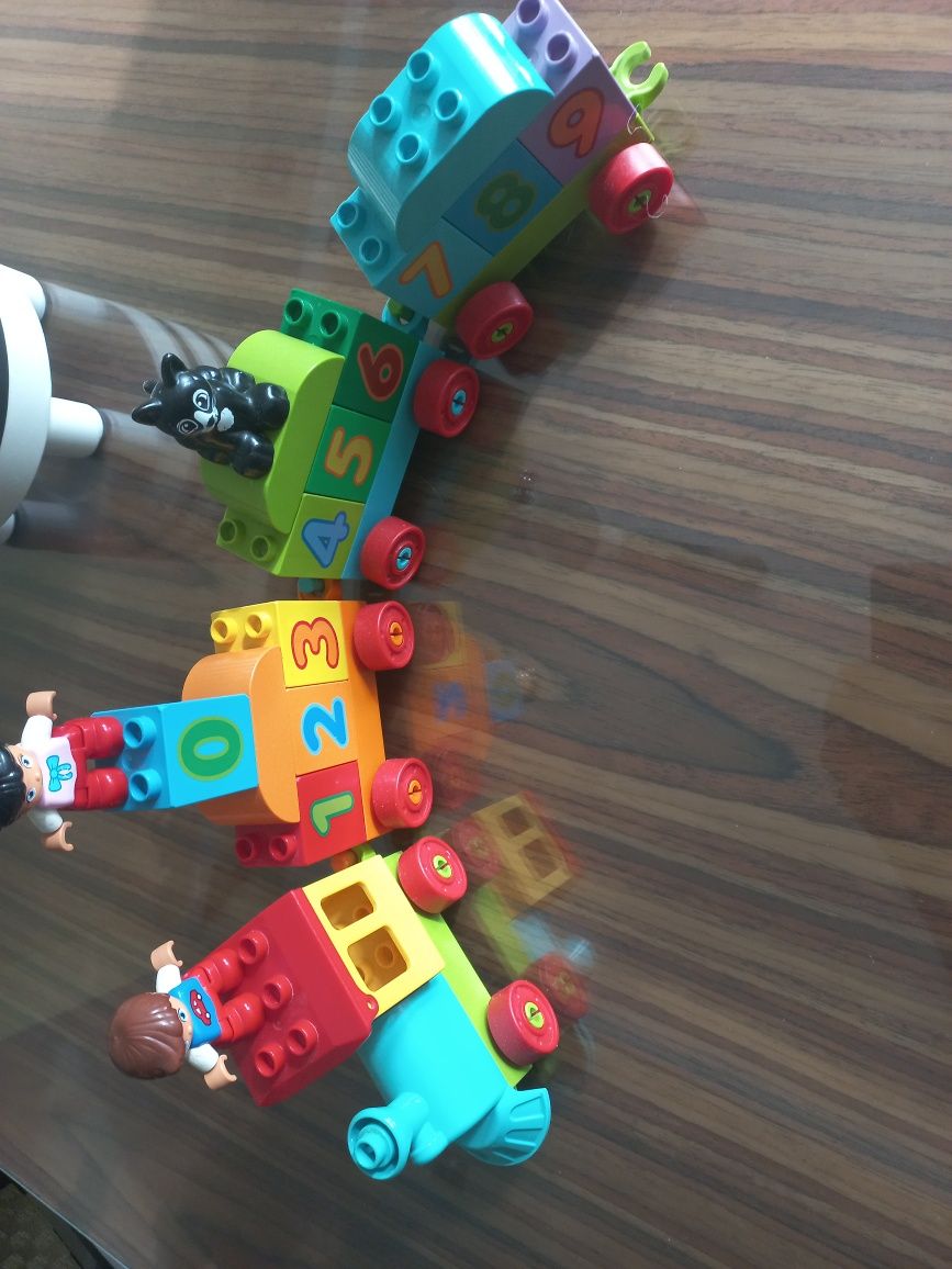 Zestaw klocków lego duplo