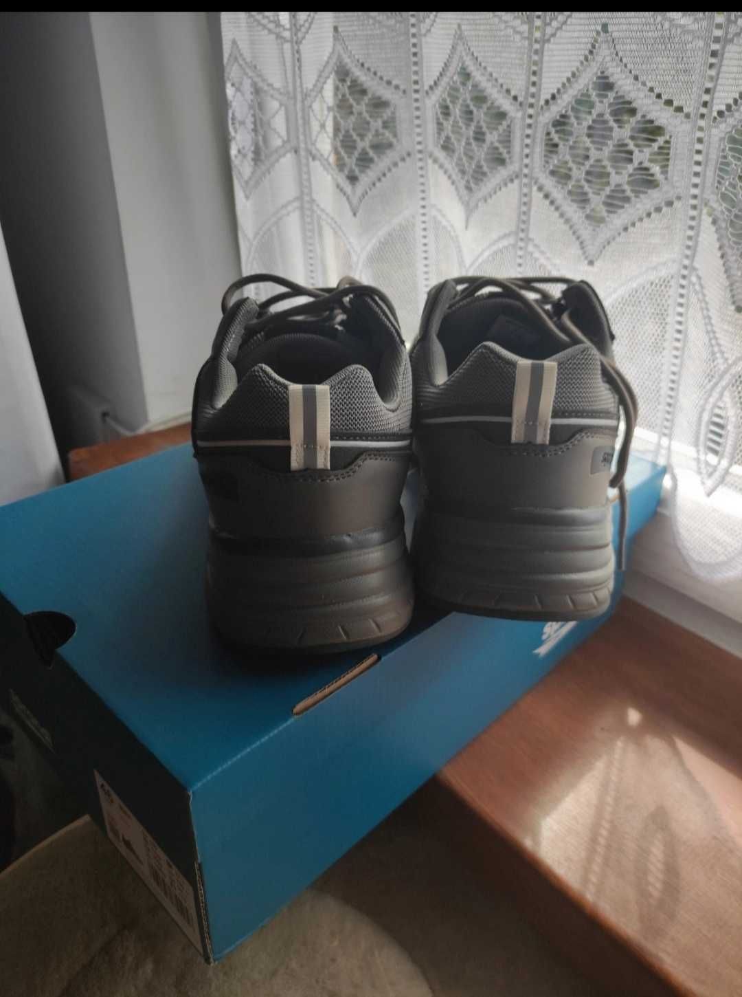 Nowe Buty sportowe męskie