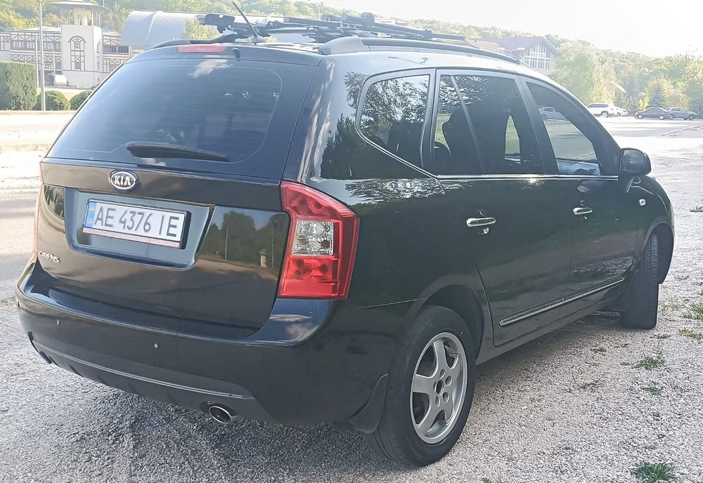продам  Kia Carens 2007
