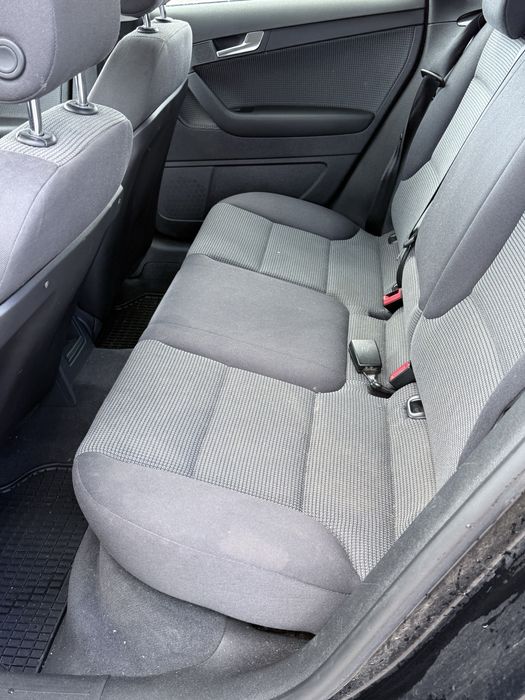 Sprzadam audi A3 8p 1.6mpi 102km