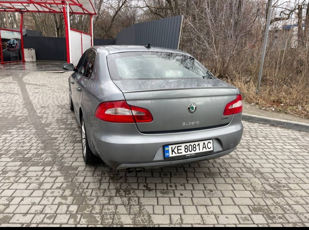 Skoda Super B  1.6 дизель