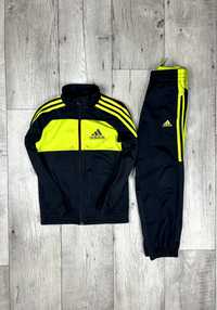 Adidas спортивный костюм 7-8yrs 128см