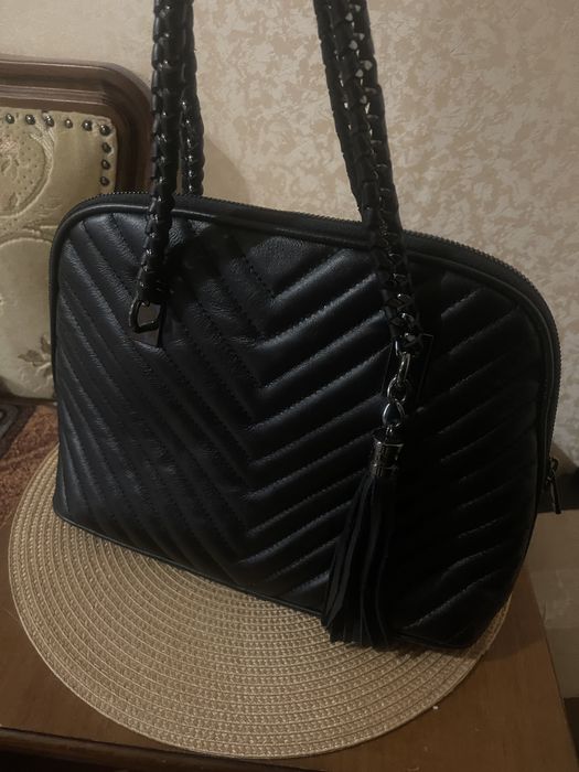 Сумка чорна, шкіряна