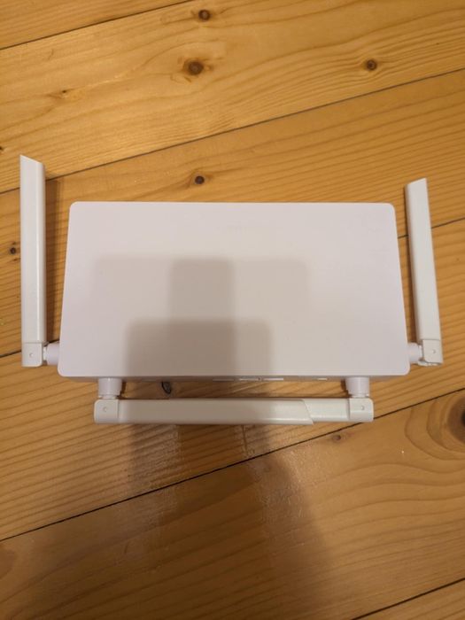 Роутер Huawei WiFi AX2. Новий з упаковкою. Не використовувався.