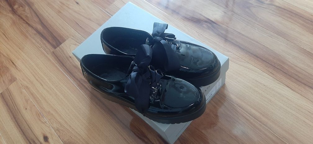 Buty  damskie oxfordy Wojas