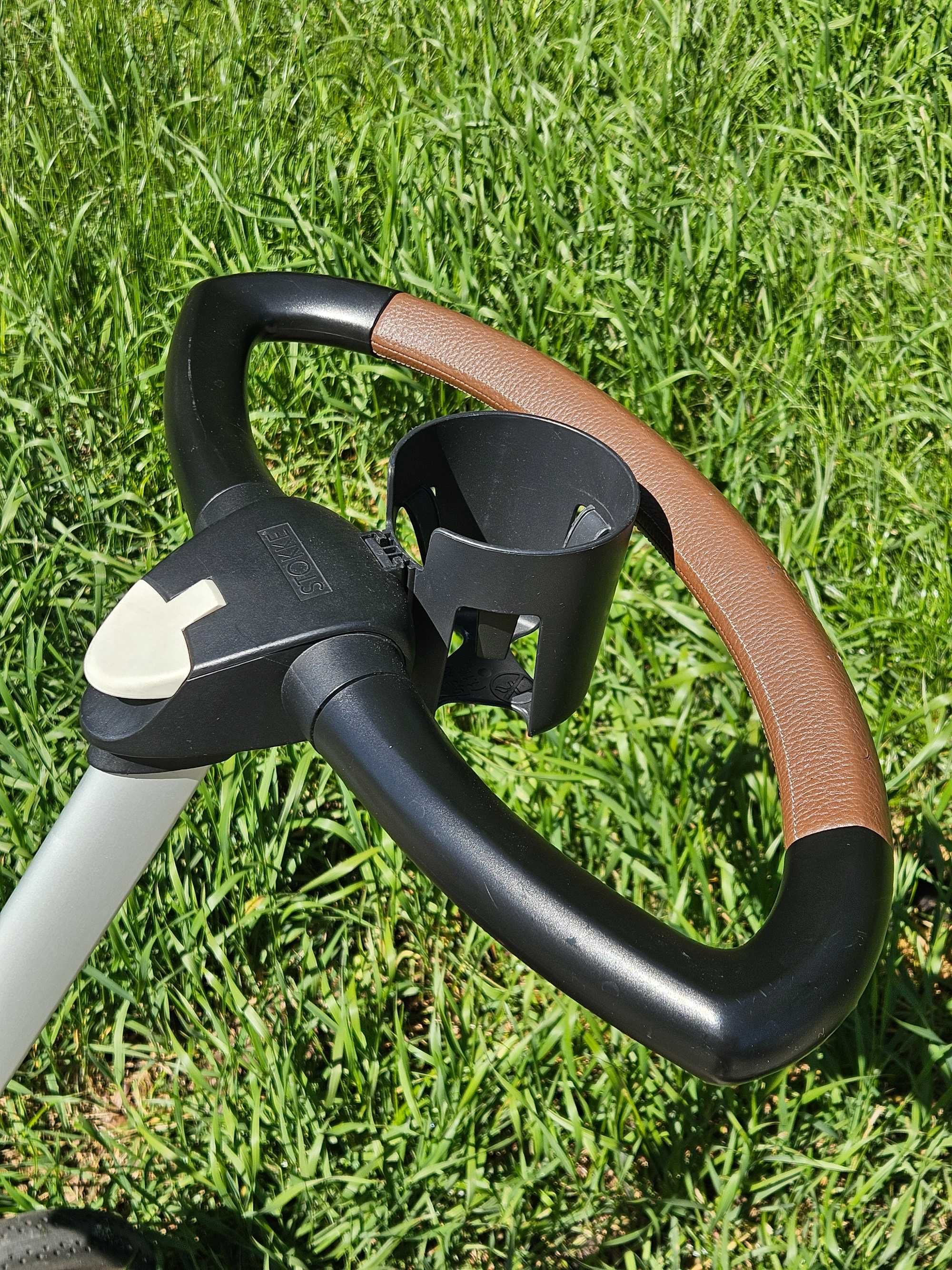 Wózek dziecięcy Stokke Xplory V6 gondola + spacerówka