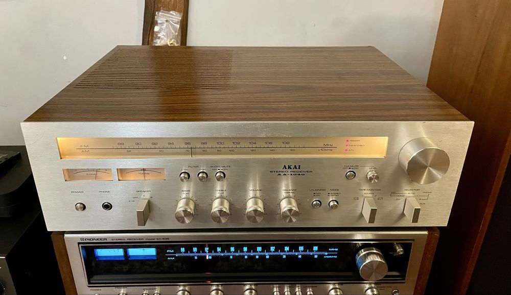 Akai AA-1040  amplituner mocny vintage  po przegladzie