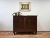 klasyczna komoda dwudrzwiowa ornamenty 063003