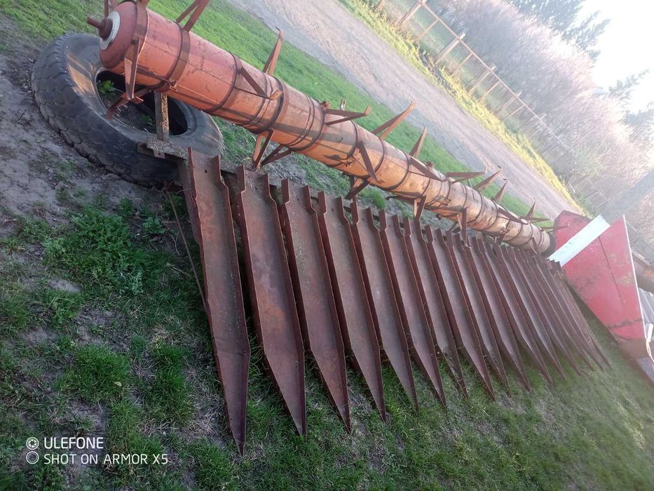 Продаю комбаїн Class