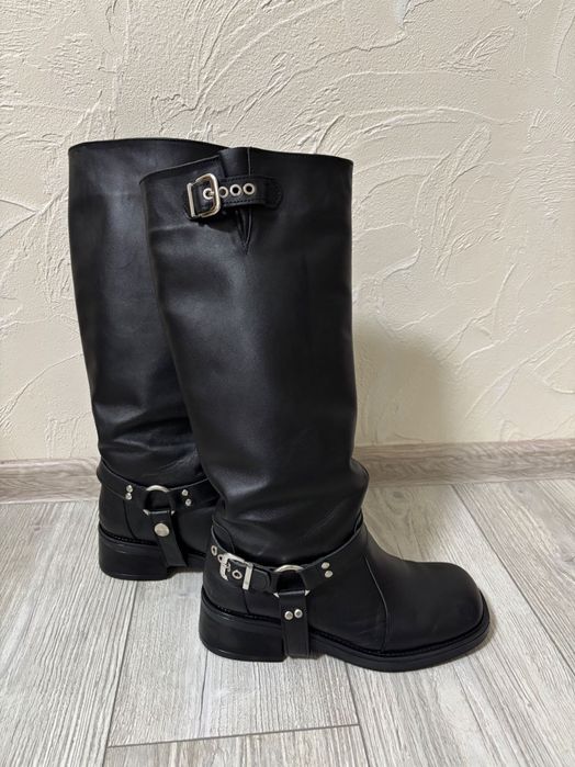 Чоботи жіночі 39 розмір