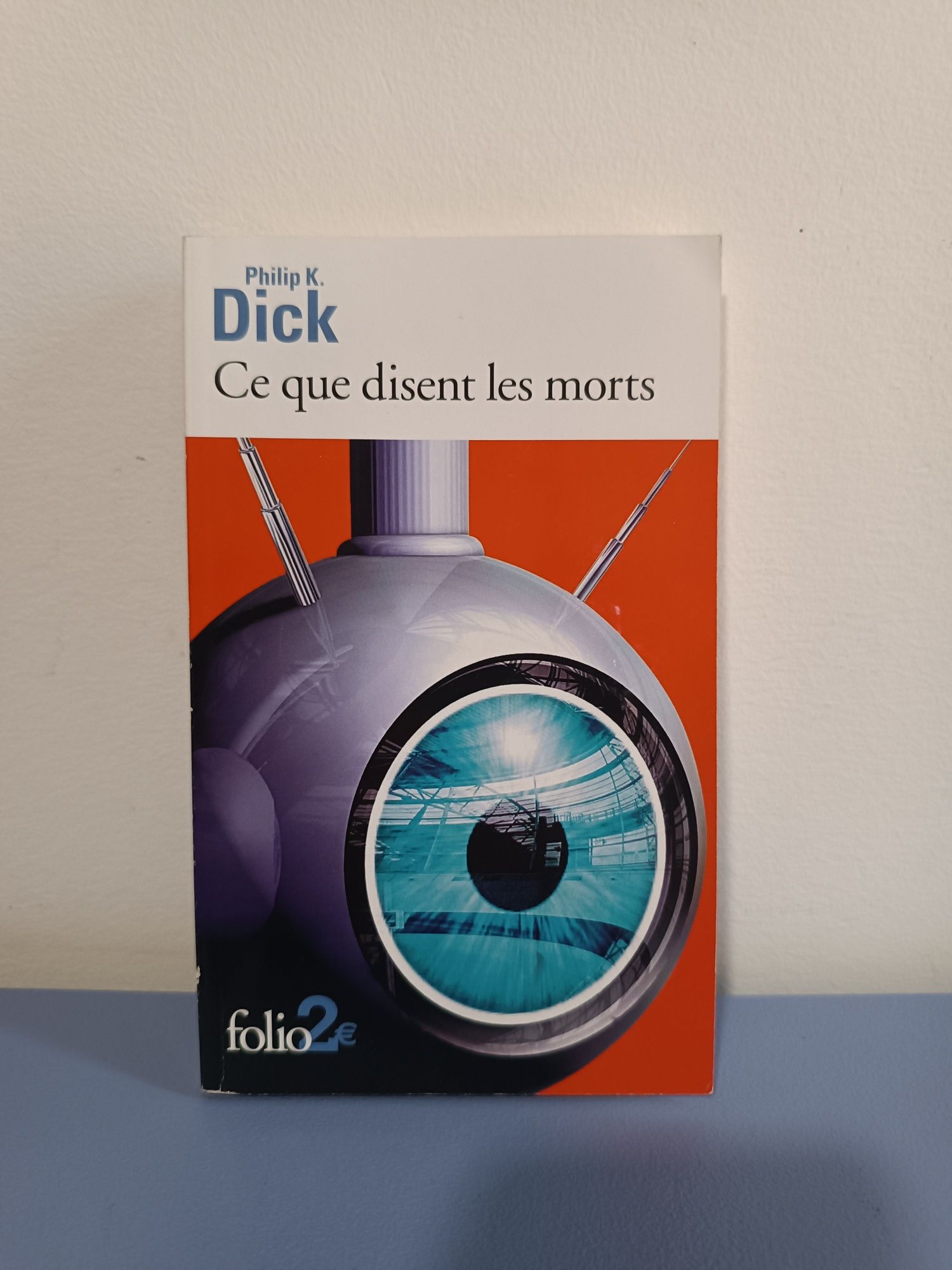 Livro françês "Ce que disen't les morts"