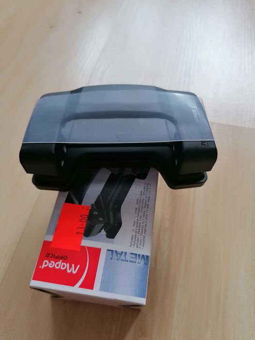 Dziurkacz metalowy marki Maped