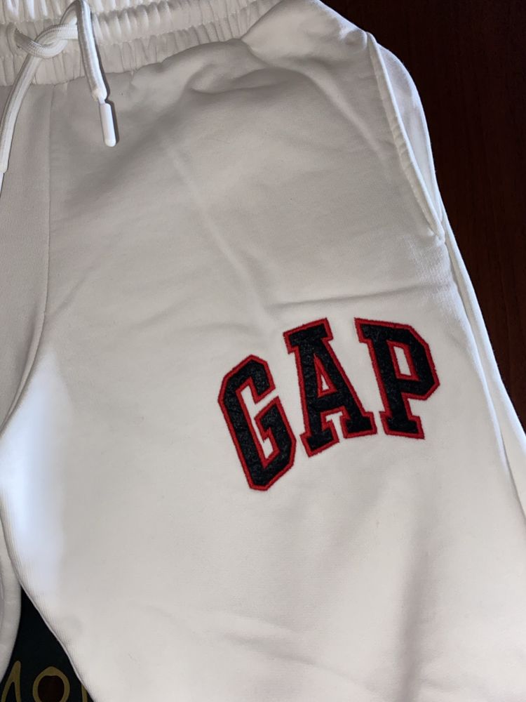 Спортивний жіночий костюм GAP  (white)