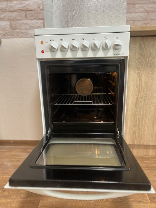 Плита електрична  Privireg