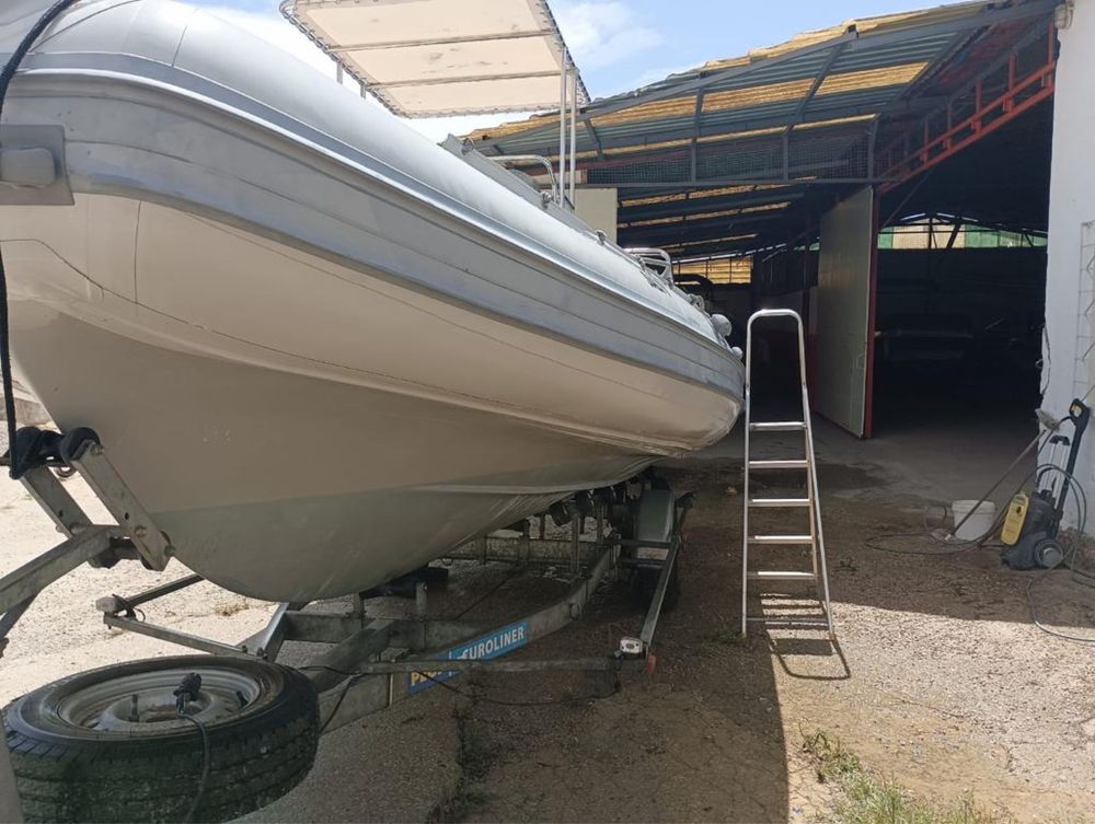 Joker Boat 650 Plus - 6,80m motor Yamaha 150cv