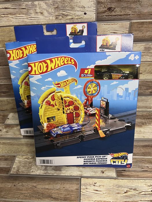 Ігровий набір Hot Wheels Пригоди в місті Піцерія