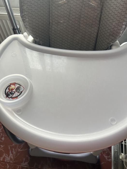 Стільчик для годування Chicco Polly 2 Start, 4-х колісний