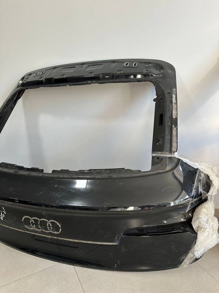 Кришка багажника/Ляда Q5 80A рест