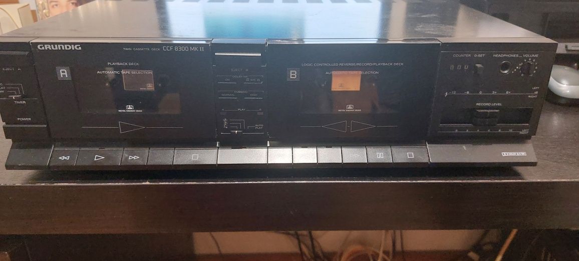 Gravador de cassetes Grundig ccf8300 mk2