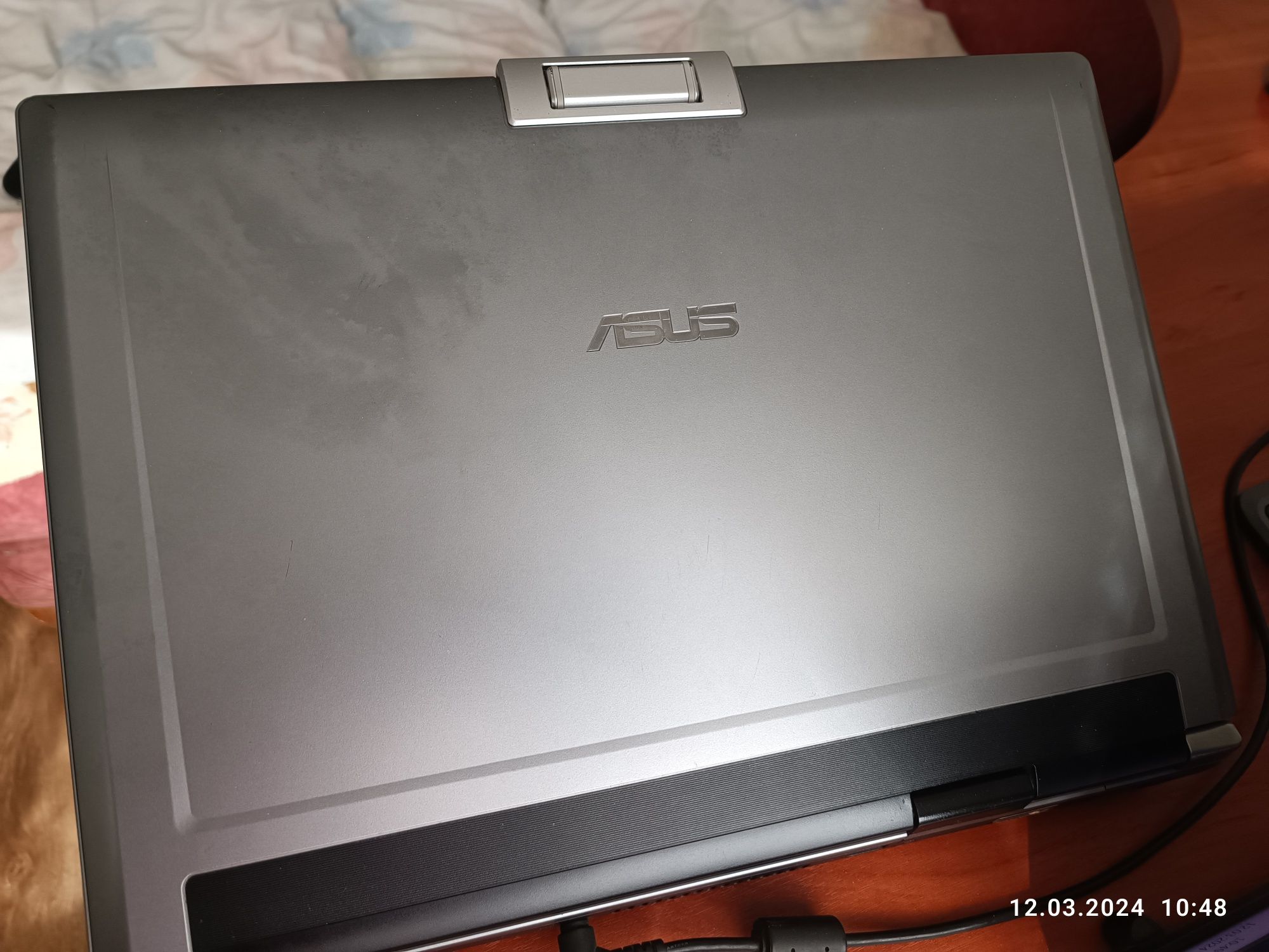 Ноутбук Asus f5sl