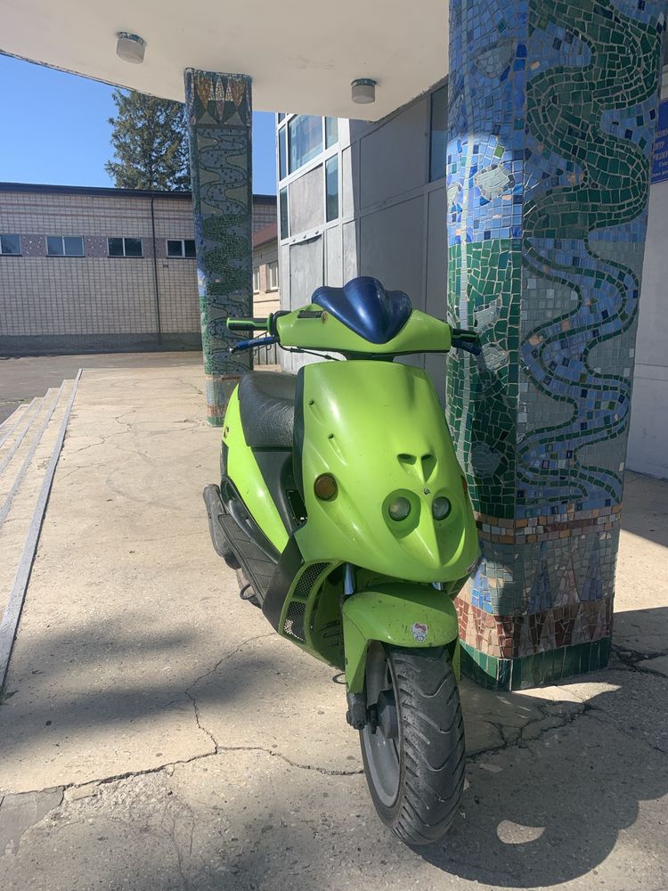 продам або обміняю Malaguti fantom f12