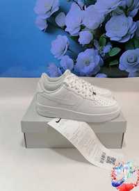 Nike Air Force 1 Low 07 White EU 37.5 Nowy i nieużywany