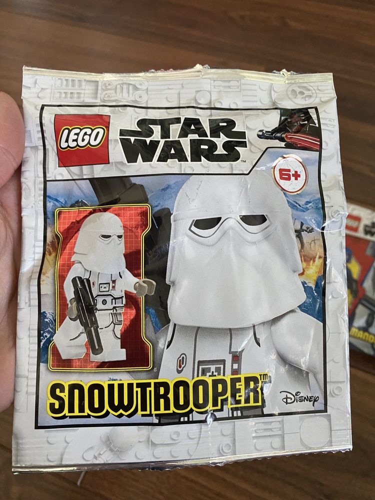 LEGO Star Wars Emperor Palpatine, Mandalorian Pilot, Snowtrooper